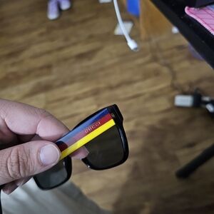 Gucci men sunglasses